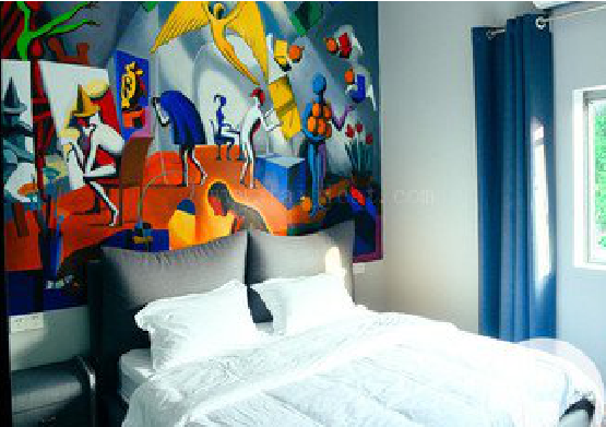 古蔺对于酒店的墙体彩绘而言更注重哪些方面？